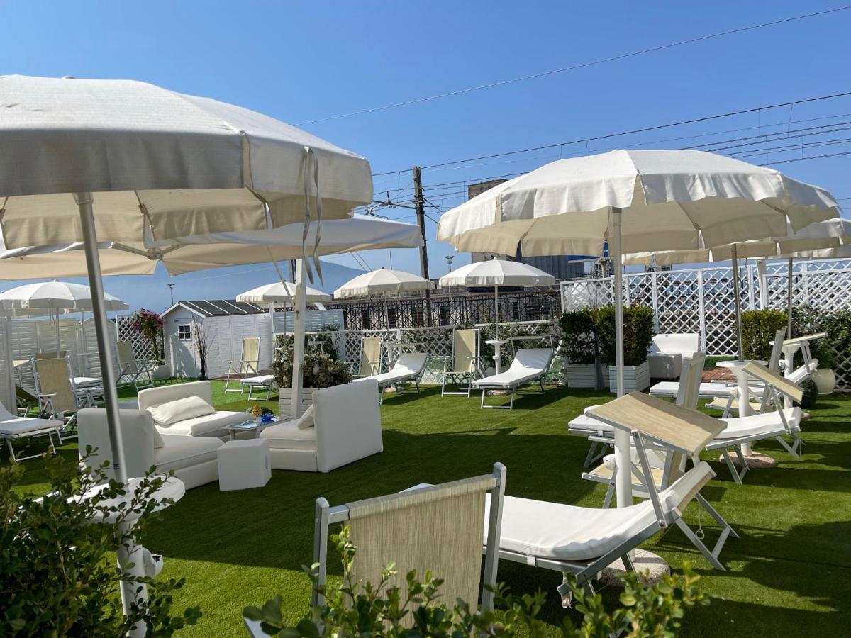Tribus Boutique Hotel Торре-Аннунциата Экстерьер фото